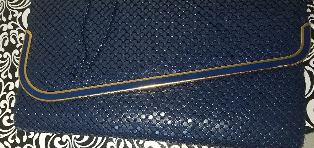 Clutch - Picture 3 of 3